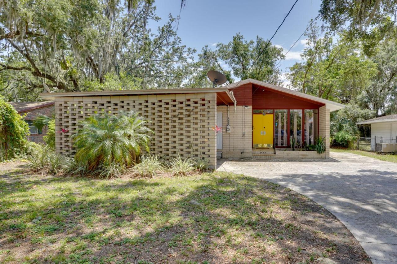 Charming Mid-Century House - Just Steps To Lake! レイクランド エクステリア 写真