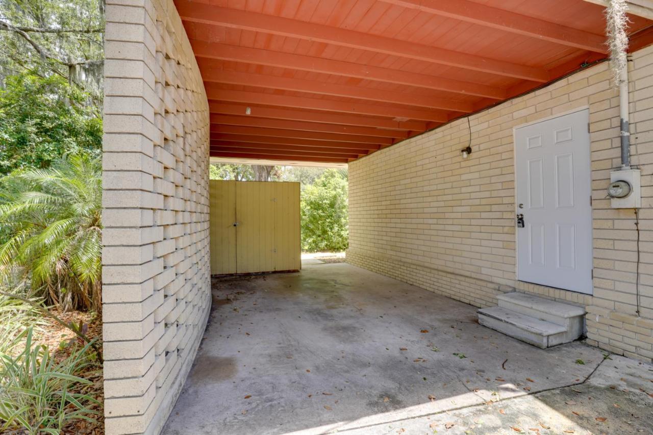 Charming Mid-Century House - Just Steps To Lake! レイクランド エクステリア 写真